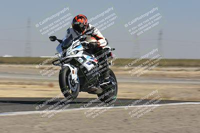 media/Oct-30-2023-Fastrack Riders (Mon) [[491f57d87d]]/Level 3/1215pm (Wheelie Bump)/